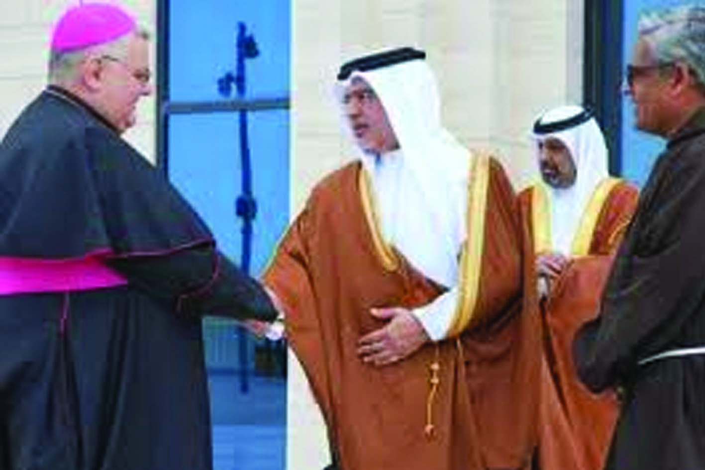 മിഡില്‍ ഈസ്റ്റ് സംഘര്‍ഷത്തിനിടയിലും പള്ളികള്‍ തുറന്നിരിക്കണമെന്ന് ബഹ്റൈന്‍ കിരീടാവകാശി.