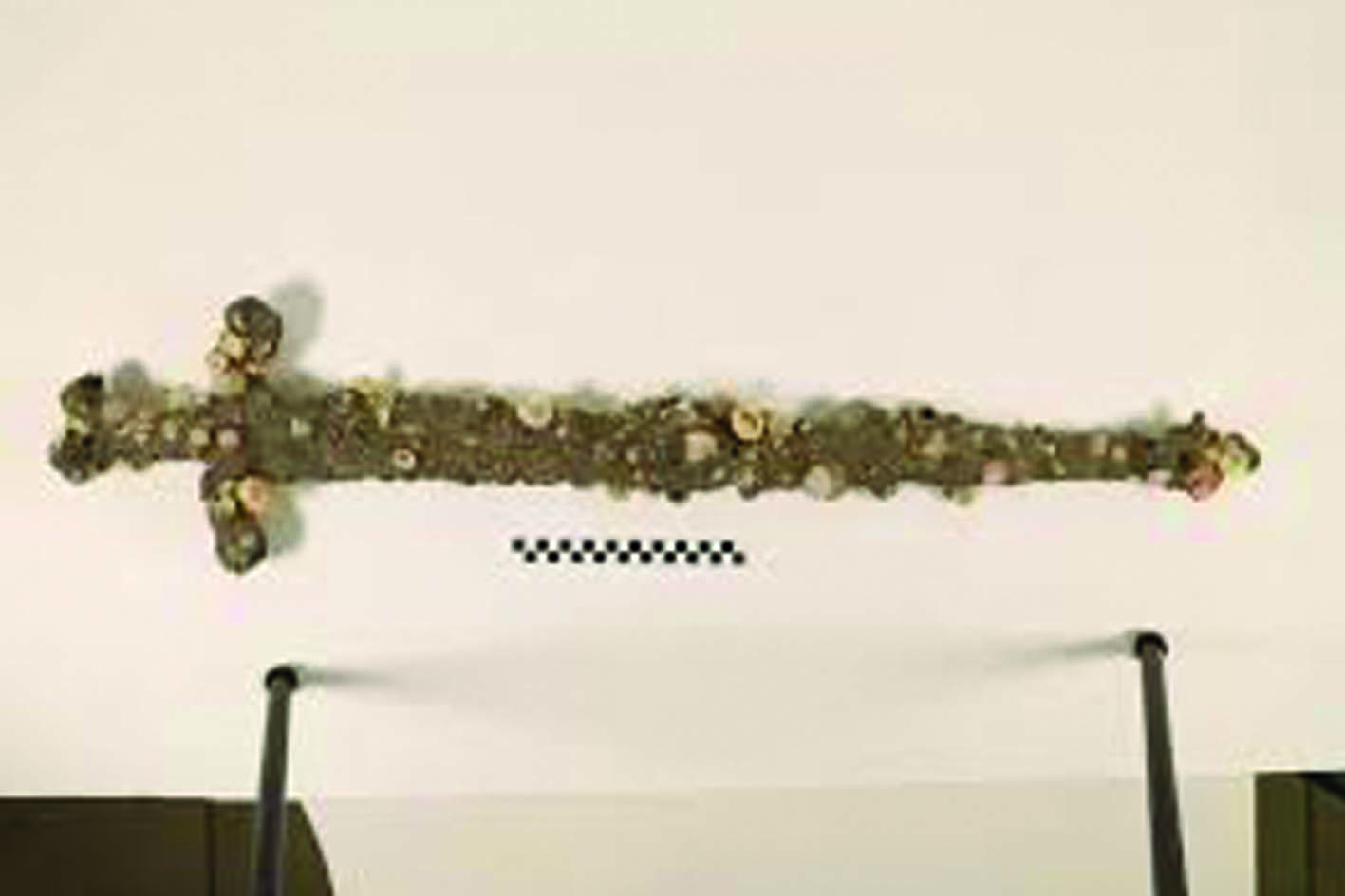 യിസ്രായേല്‍ തീരത്തുനിന്ന് 12-മത്തെ നൂറ്റാണ്ടിലെ കുരിശു യുദ്ധക്കാരുടെ വാള്‍ കണ്ടെത്തി.