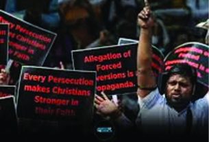 പുതിയ മതപരിവര്‍ത്തന വിരുദ്ധ നിയമം: റായ്പൂരില്‍ ക്രിസ്ത്യാനികള്‍ മാര്‍ച്ച് നടത്തി