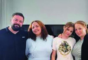 ആഴ്ചയില്‍ മൂന്നു തവണ പള്ളിയില്‍ പോകുന്നു; പെണ്‍മക്കളുടെ പരാതിയില്‍ വേര്‍പിരിയേണ്ടിവന്ന ക്രിസ്ത്യന്‍ മാതാപിതാക്കള്‍ക്ക് ദുരിതം