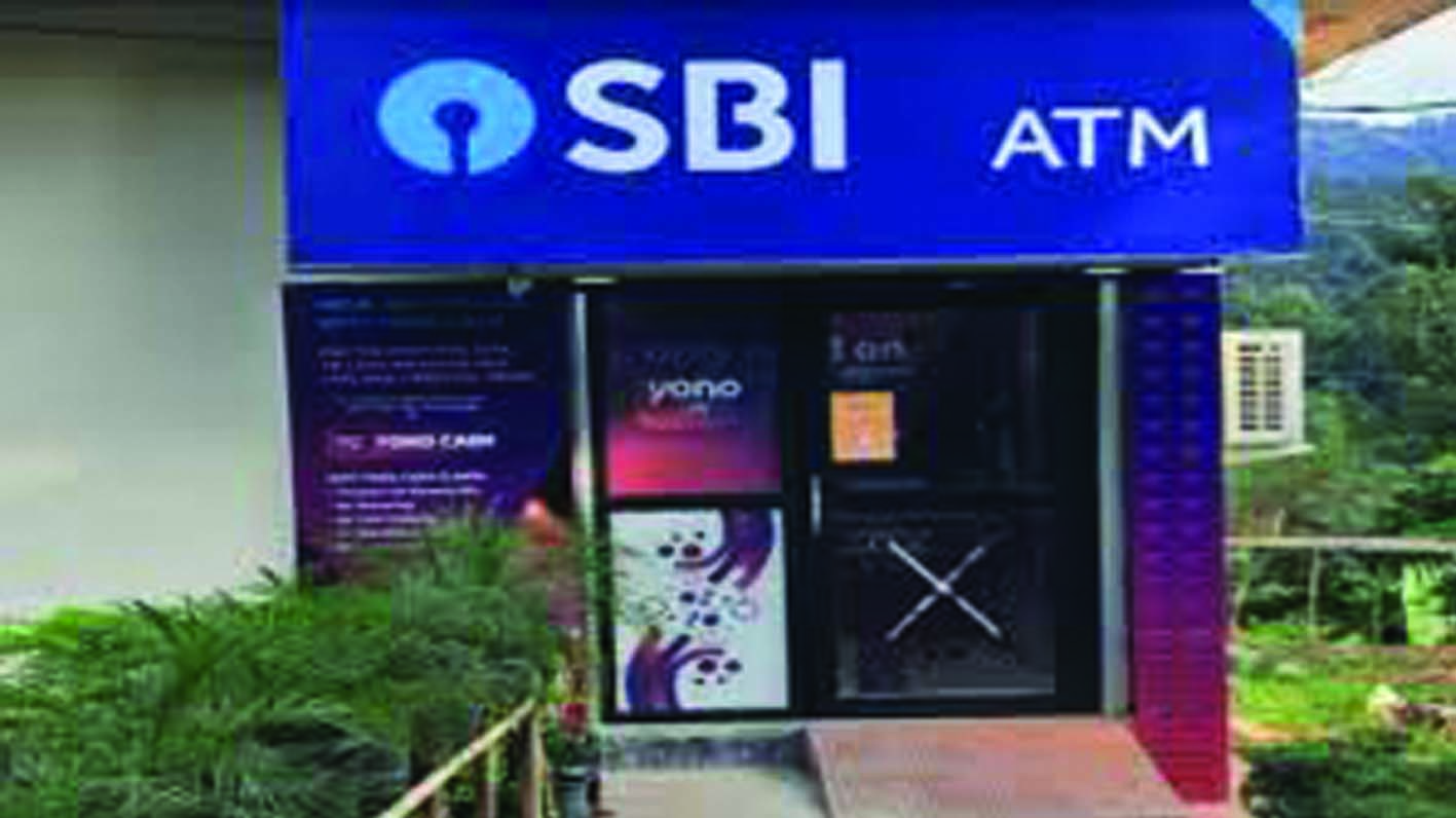 എടിഎമ്മില്‍നിന്നും പണം കിട്ടിയില്ല; അക്കൌണ്ടില്‍ 10,000 രൂപ കുറഞ്ഞു. നിയമ പോരാട്ടത്തില്‍ കിട്ടിയത് 3 ലക്ഷം രൂപ