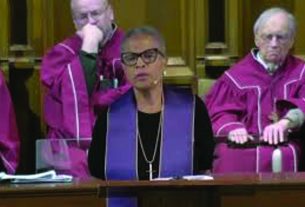 ബൈബിളിനു മൂന്നാം നിയമം വേണമെന്നു ലെസ്ബിയന്‍ ബിഷപ്പ്: വ്യാപകമായ പ്രതിഷേധം.