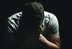 ക്രിസ്തുവിനെ സ്വീകരിച്ചതിന് മുസ്ളീം ബന്ധുക്കള്‍ യുവാവിന്റെ കൈകള്‍ വെട്ടിമാറ്റി