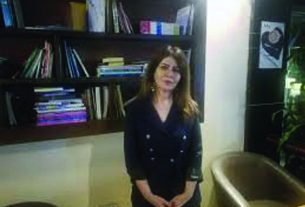 ഇറാഖി ഭരണകൂടം അടിച്ചേല്പ്പിച്ച മുസ്ളീം മത സത്വത്തിനെതിരായി ക്രിസ്ത്യന് യുവതി വിജയിച്ചു