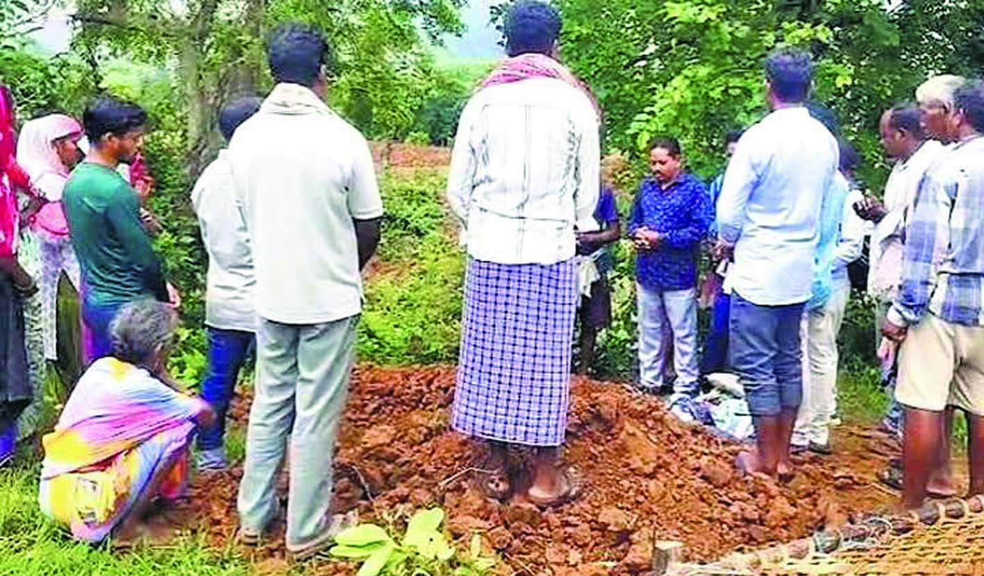 ഒഡീഷയിലെ ക്രിസ്ത്യന്‍ പുരുഷന്റെ ശവസംസ്ക്കാരം തര്‍ക്കത്തിനു വഴിയൊരുക്കി