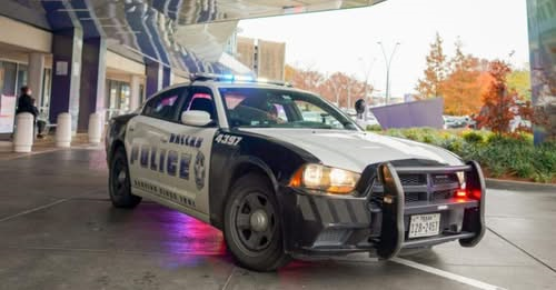 മെസ്‌കിറ്റിലെ ടൗൺ ഈസ്റ്റ് മാളിന് സമീപമുണ്ടായ പോലീസ് വെടിവെപ്പിൽ കൊലക്കേസ് പ്രതി കൊല്ലപ്പെട്ടു.