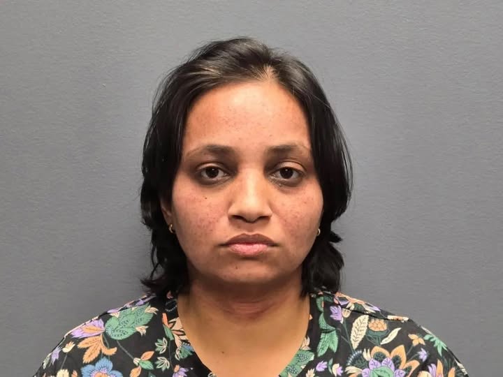 ആറ് വയസ്സുകാരെ കൊലപ്പെടുത്തിയ കേസിൽ ഇന്ത്യൻ വംശജയായ മാതാവ് അറസ്റ്റിൽ