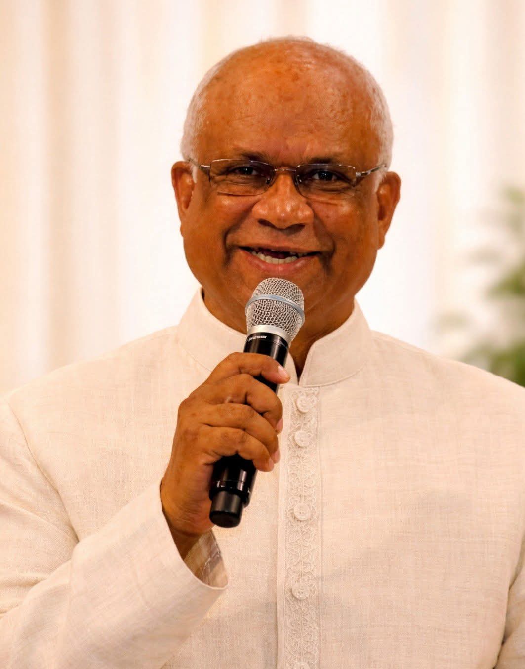 ആലപ്പുഴ വെസ്റ്റ് സെന്റർ അസോസിയേറ്റ് സെന്റർ പാസ്റ്റർ ആയി പാസ്റ്റർ ഡോ. ഫിലിപ്പ് പി. തോമസിനെ ഐപിസി കേരള സ്റ്റേറ്റ് നിയമിച്ചു.