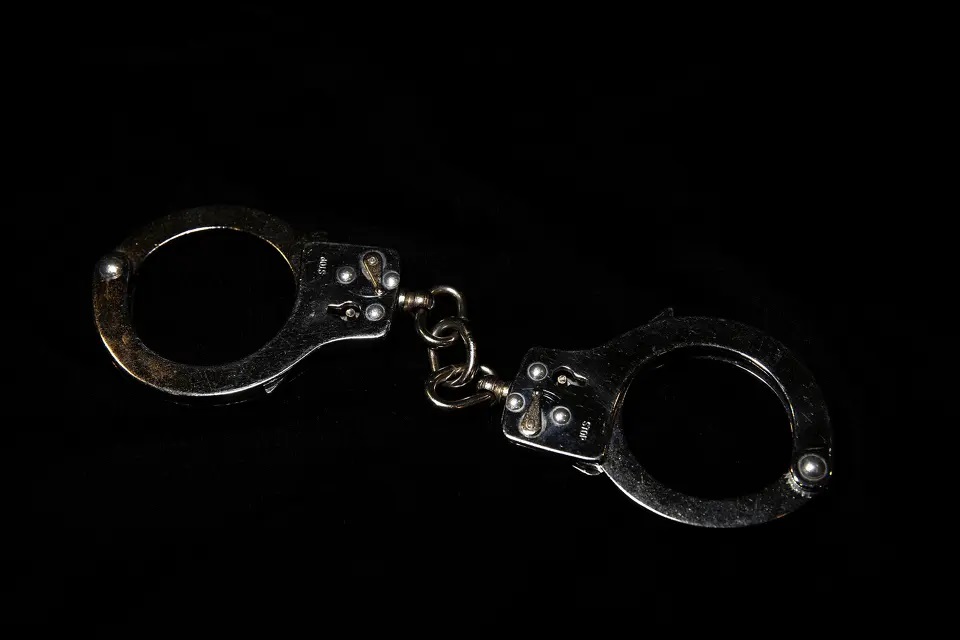 കുട്ടികളെ ദുരുപയോഗം ചെയ്തു: ഇർവിങ് ഐ.എസ്.ഡി 75 വയസ്സുകാരനായ മുൻ ബസ് അസിസ്റ്റന്റ് അറസ്റ്റിൽ